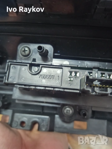 Панел бутони, авариини за MAZDA 5 , 75D569, снимка 3 - Части - 54652440