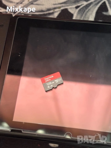 Nintendo Switch V1 (Modchip) + 128GB SD + Зарядно, снимка 6 - Nintendo конзоли - 54895107