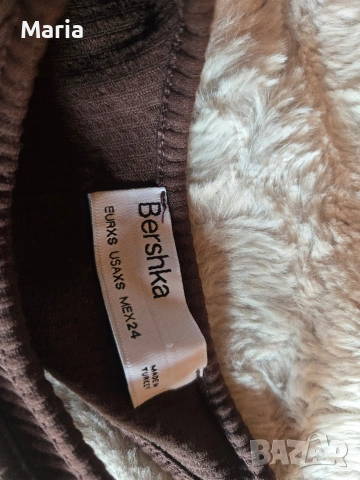 Кафява блуза Bershka, снимка 3 - Блузи с дълъг ръкав и пуловери - 54721030