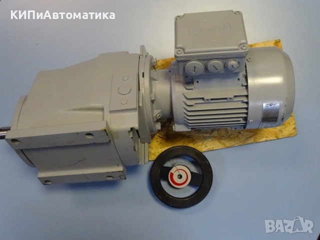 вариаторен мотор редуктор STOBER typ R17-1088-037-4 Variable Gear Motor 0.37kW, снимка 9 - Резервни части за машини - 54579989