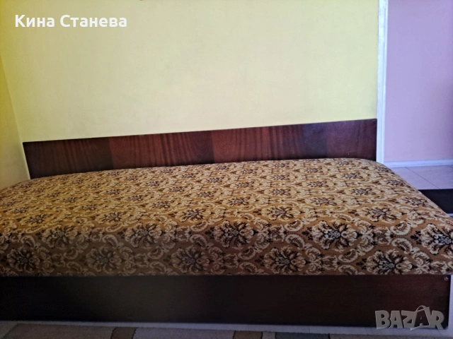 Единично легло с матрак на пружинен механизъм + бонус
