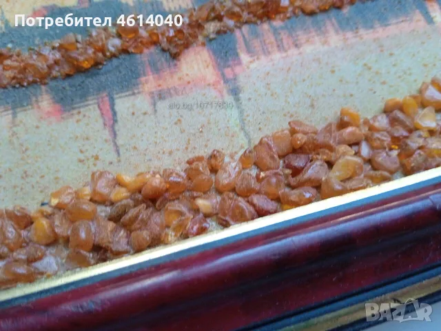 Картина с балтийски кехлибар 12*15 см, снимка 3 - Антикварни и старинни предмети - 55375648
