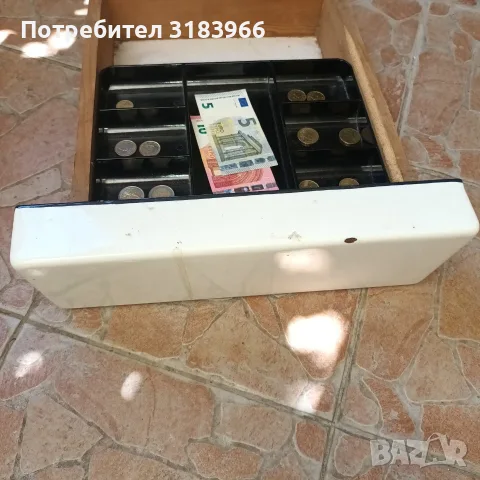каса сейф. дървено чекмедже с кутия за монети , снимка 4 - Антикварни и старинни предмети - 55361768