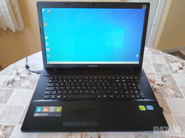 Лаптоп Lenovo IdeaPad G700, снимка 4 - Лаптопи за дома - 54667047