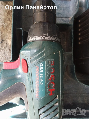 винтоверт BOSCH с куфарче и зареждачка, снимка 6 - Винтоверти - 50713425