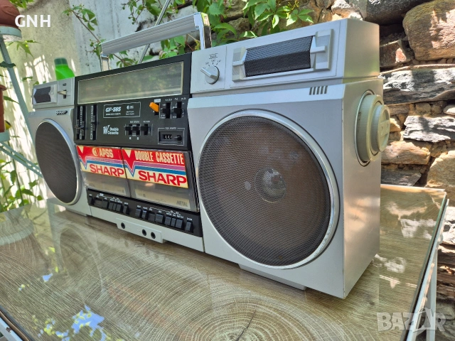 Радиокасетофон Sharp GF-565H, снимка 4 - Радиокасетофони, транзистори - 55186097