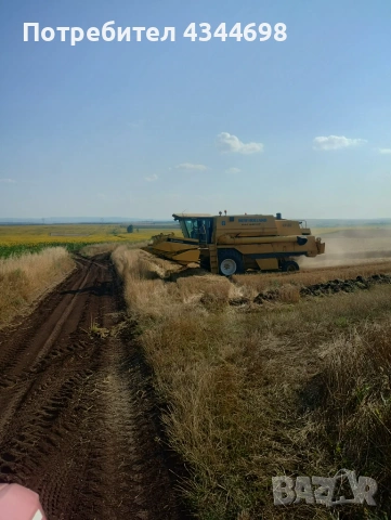 Комбайна New Holland TF 42, снимка 2 - Селскостопанска техника - 54967500