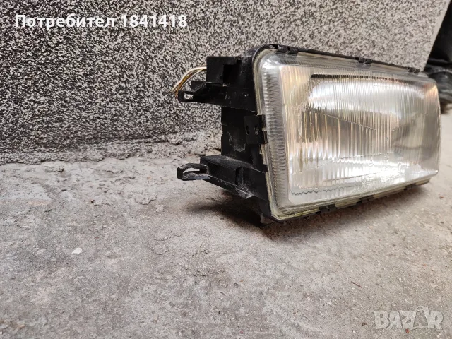 Десен фар Ауди 80 Б3, снимка 2 - Части - 54353916