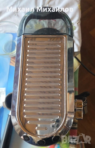 Продавам еспресо кафемашина Delonghi Dedica EC685, снимка 12 - Кафемашини - 54300799