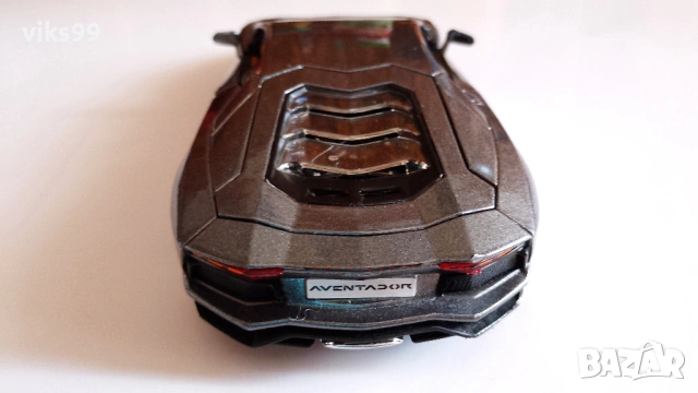 Lamborghini Aventador LP700-4 MAISTO 1:24, снимка 5 - Колекции - 54484002