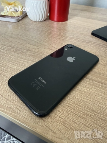 iPhone Xr 64gb черен