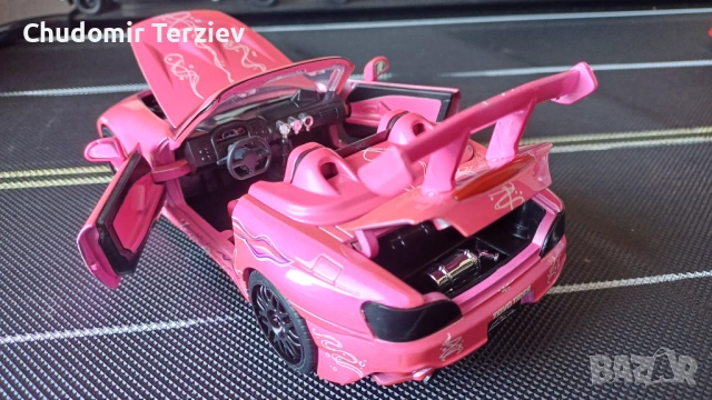Мащабни модели коли 1:24 / Jada Honda S2000 / Maisto Ford Mustang, снимка 16 - Колекции - 54911586