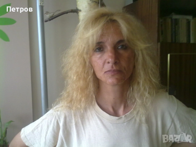 Търся работа на Китен за сезона,до Атлиман. 