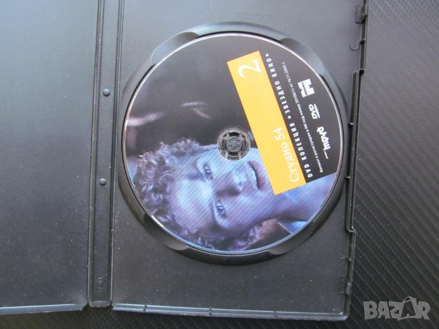 Студио 54 DVD филм нощен клуб Ню Йорк еротика стриптийз танци секс бар барман ВИП персони забавление, снимка 2 - DVD филми - 54312109