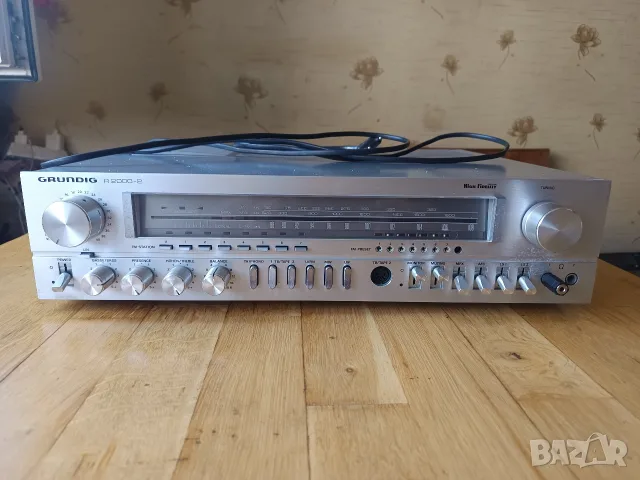 GRUNDIG R2000 2