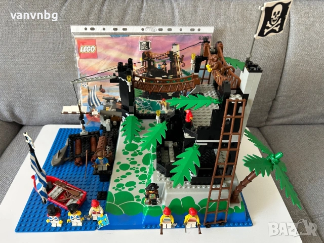 Lego Pirates 6273 Rock Island Refuge