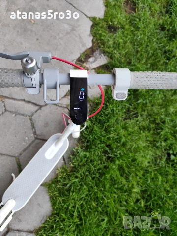 Електрическа тротинетка Xiaomi Mi Electric Scooter Essential, снимка 3 - Скейтборд, ховърборд, уейвборд - 54784290