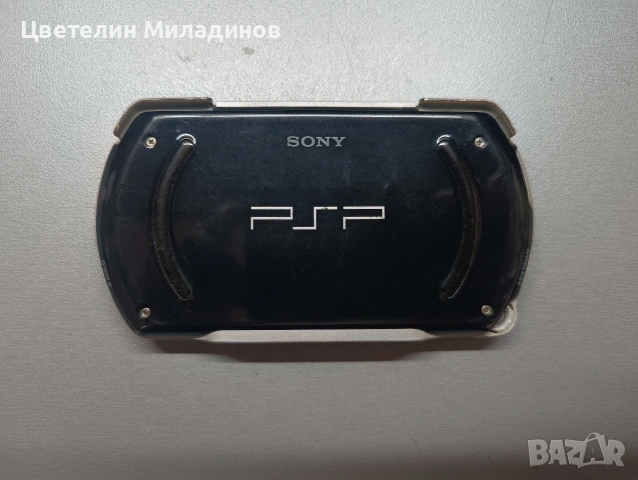 PSP Go N-1004 Преносима конзола, снимка 2 - PlayStation конзоли - 55139905