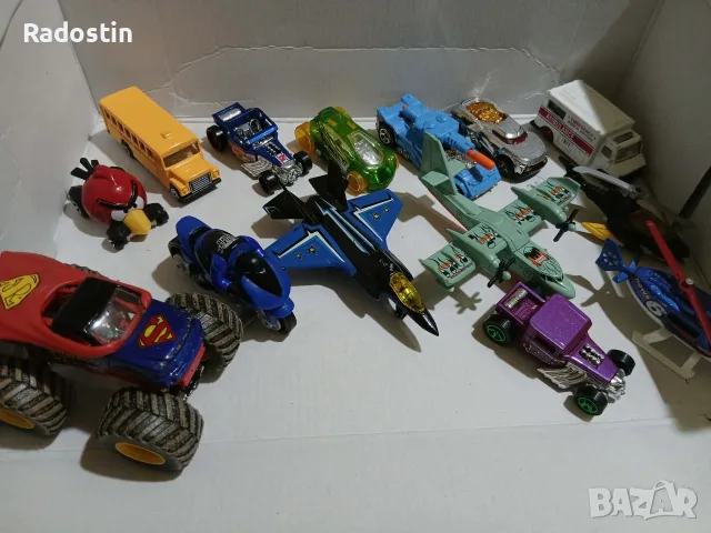 Hot Wheels и Matchbox колички, снимка 7 - Коли, камиони, мотори, писти - 55694267