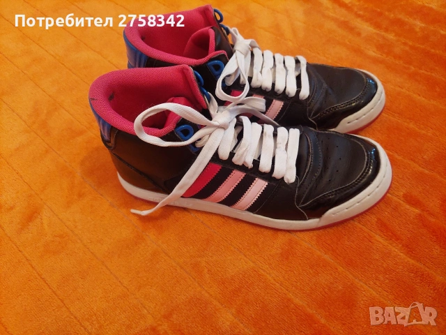 кецове Adidas