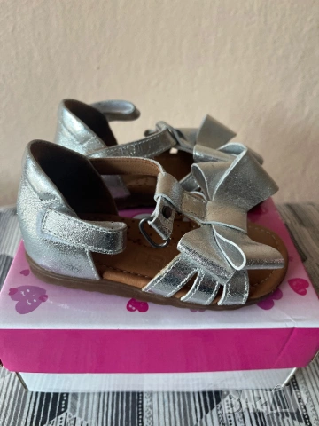 Детски сандалки естествена кожа, снимка 6 - Детски сандали и чехли - 54254741