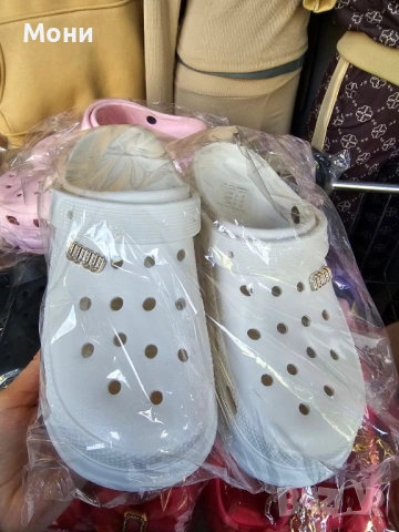 Дамски кроксове Miu Miu Бежови 36 Розови 39 Черни 38 Бяло 37  Цена:15€ Еконт и Спиди, снимка 3 - Чехли - 54325589