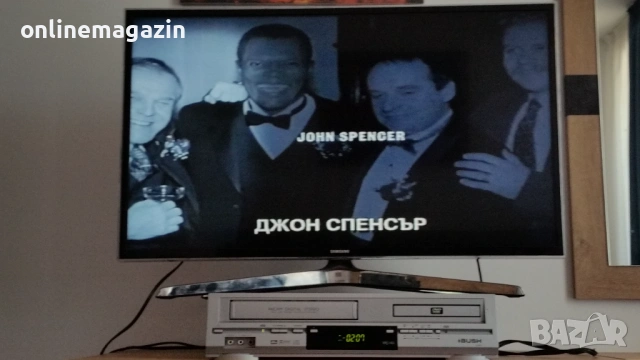 Видеокасета " ПАРЛАМЕНТЬОРЪТ " 1998 VHS , снимка 9 - Други жанрове - 54867373