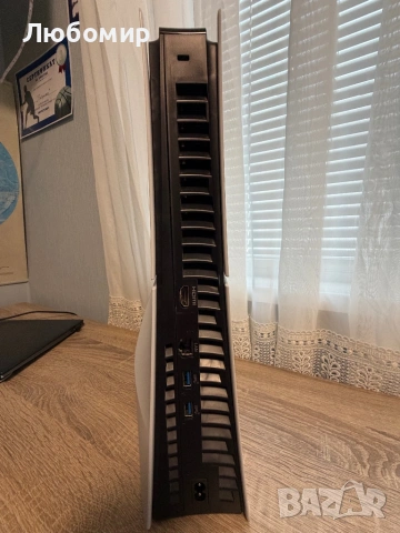 PlayStation 5 Slim + два контролера и игри, снимка 5 - PlayStation конзоли - 54337439