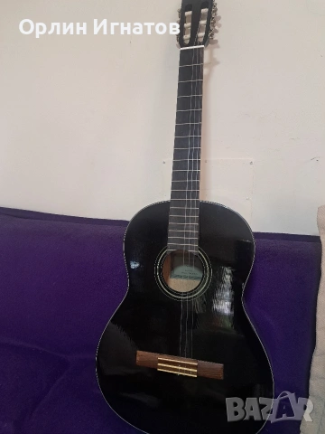 Китара Yamaha С40