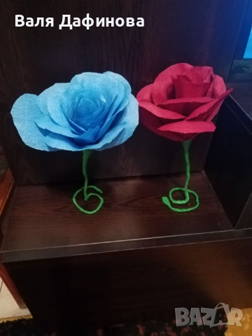 Ръчно изработени цветя от креп хартия, снимка 5 - Изкуствени цветя - 54147197