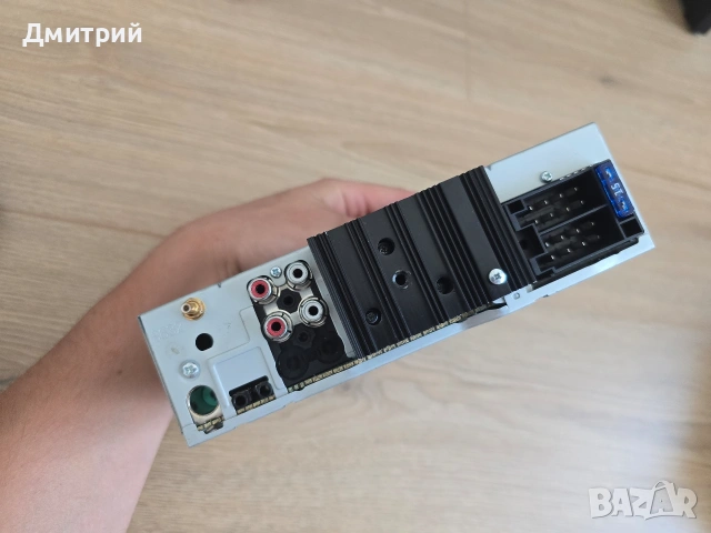 CD плейър Clarion CZ505E, снимка 4 - Аксесоари и консумативи - 55240733