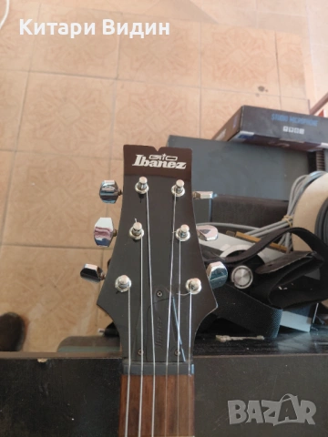 Продавам електрическа китара Ibanez GAX 30, снимка 3 - Китари - 54748199