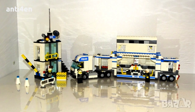 LEGO City 7743 – Полицейски мобилен команден център , снимка 2 - Конструктори - 55181883