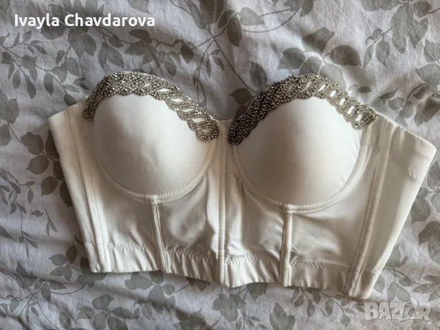 Бял Корсет с камъни 