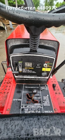 Тракторна косачка с два ножа Briggs & Stratton 11к.с, снимка 4 - Градинска техника - 54803756