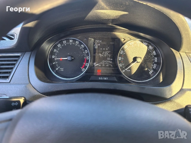 Продавам Шкода Рапид 1,4 TDI, снимка 8 - Автомобили и джипове - 54948763