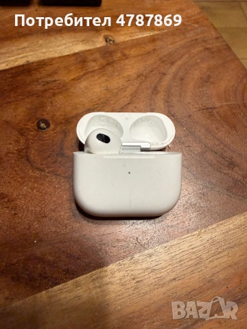 Apple AirPods Pro 1st Gen с MagSafe кейс.