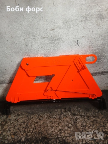 Оем триъгълник w203 седан нов оргинал, снимка 4 - Аксесоари и консумативи - 54039600