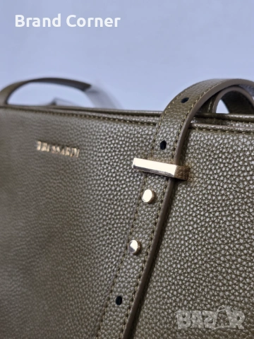 Нова дамска чанта Trussardi в маслинено зелено / каки, снимка 4 - Чанти - 54409409