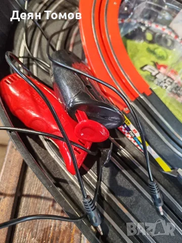 Портативна състезателна писта JJ Slot Racing Circuit , снимка 7 - Електрически играчки - 55390411