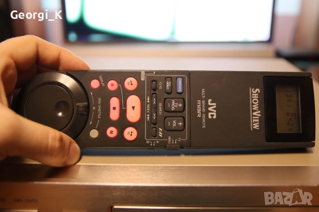 JVC HR-DVS1 видео рекордер SVHS и MiniDV, снимка 9 - Плейъри, домашно кино, прожектори - 54099444