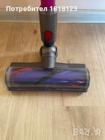 Dyson V8 Absolute., снимка 3 - Прахосмукачки - 54717779