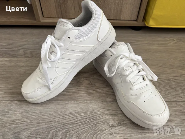 Adidas HOOPS 3.0 , снимка 2 - Кецове - 55342393