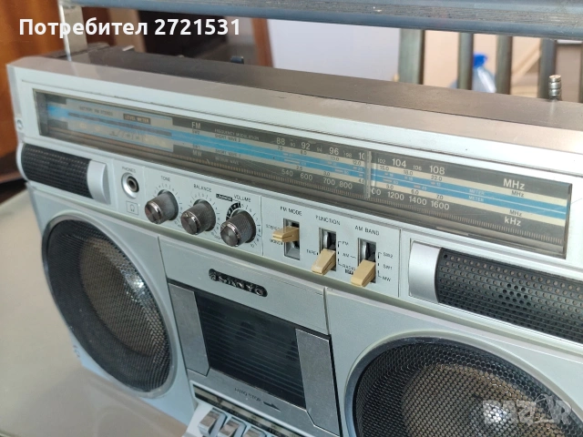 радиокасетофон Sanyo M9830K, снимка 3 - Радиокасетофони, транзистори - 54699741