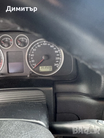 Фолксваген Пасат В5,5 седан 1,9 TDI дизел,131 к.с. 2002 година, снимка 4 - Автомобили и джипове - 55628151
