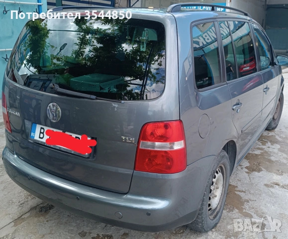 Продавам VW Touran, 2004 г, снимка 2 - Автомобили и джипове - 54961283