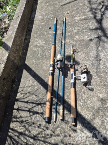 Въдици за риболов два броя с макари
