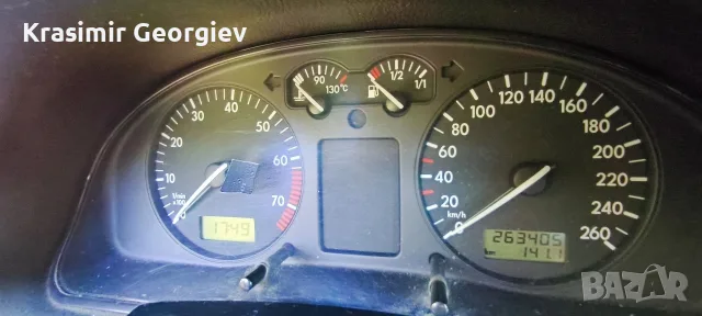 VW Passat 1.8 с АГУ, снимка 8 - Автомобили и джипове - 55687920