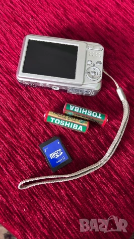 Цифров фотоапарат fujifilm 14mega pixels, снимка 3 - Фотоапарати - 54706405