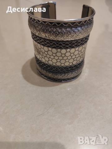 метална гривна Bijou Brigitte, снимка 2 - Гривни - 54183349